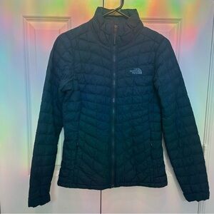NWOT- NorthFace Thermoball puffer
